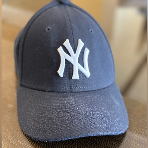 Navy New York Yankees Cap : Child-Youth - Picture 2 of 6